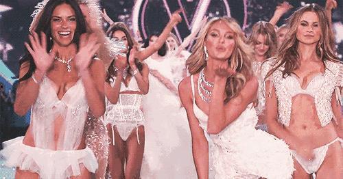 日韩内衣内秀视频在线