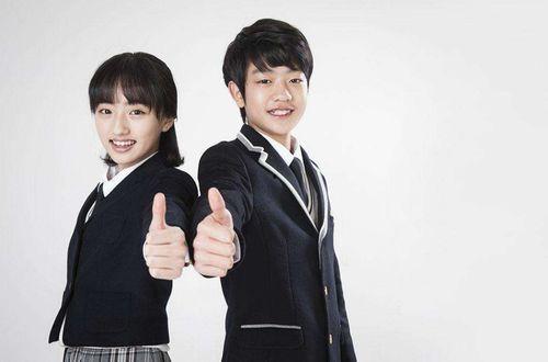 日韩女孩看中国男孩视频,文化差异下的魅力碰撞