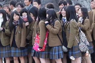 日韩女生光腿裙视频网站,揭秘热门视频网站魅力瞬间